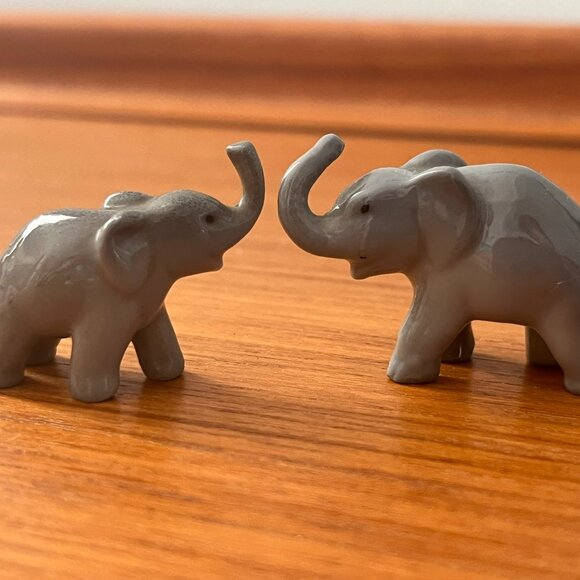 Porcelain German Miniature Grey Elephant Figurines- Set of 2 - Picture 1 of 8